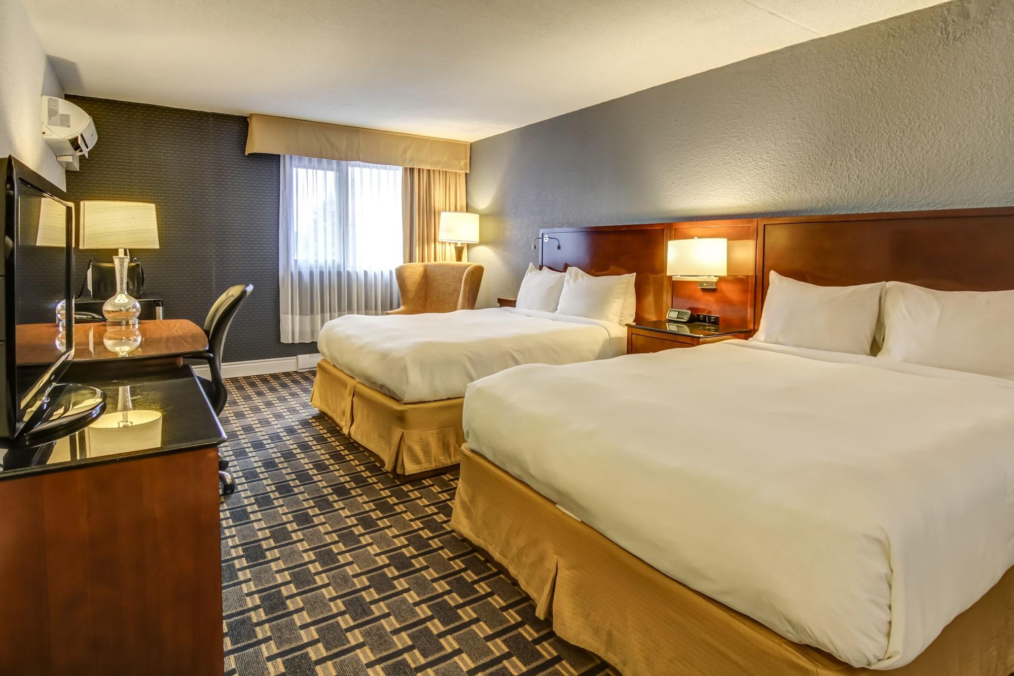 La Sagueneenne - Hotel Et Centre De Congres Chicoutimi Dış mekan fotoğraf